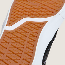 Vans Skate Curren Caples Gum/Black/White Shoes