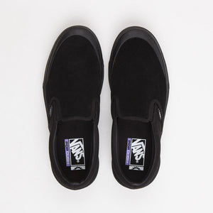 Vans blackout discount slip on